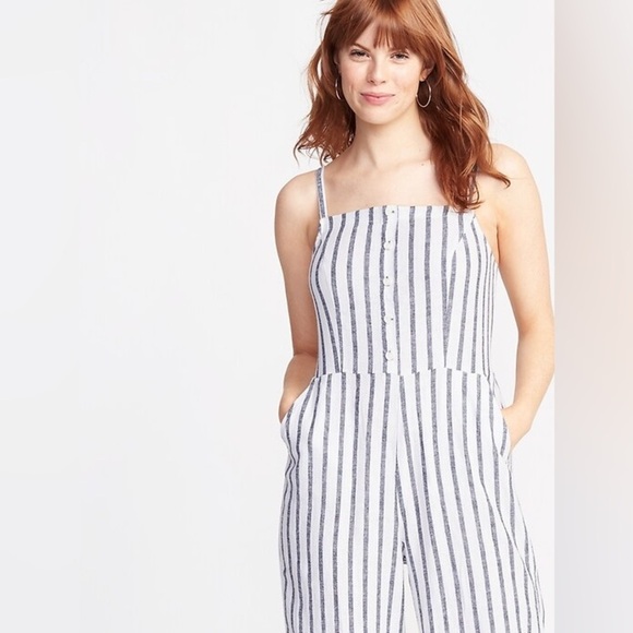 Old Navy Pants - Old Navy Linen & Viscose Jumpsuit, size medium